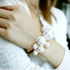 Chunky Oversized Pearl Zircon Clamper Bracelet